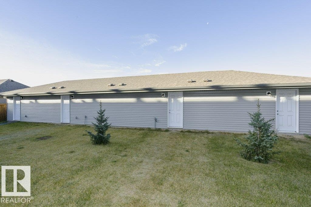 1537 SANDSTONE BV — photo 3