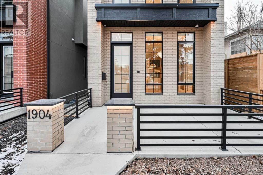 1904 13 Street SW — photo 5
