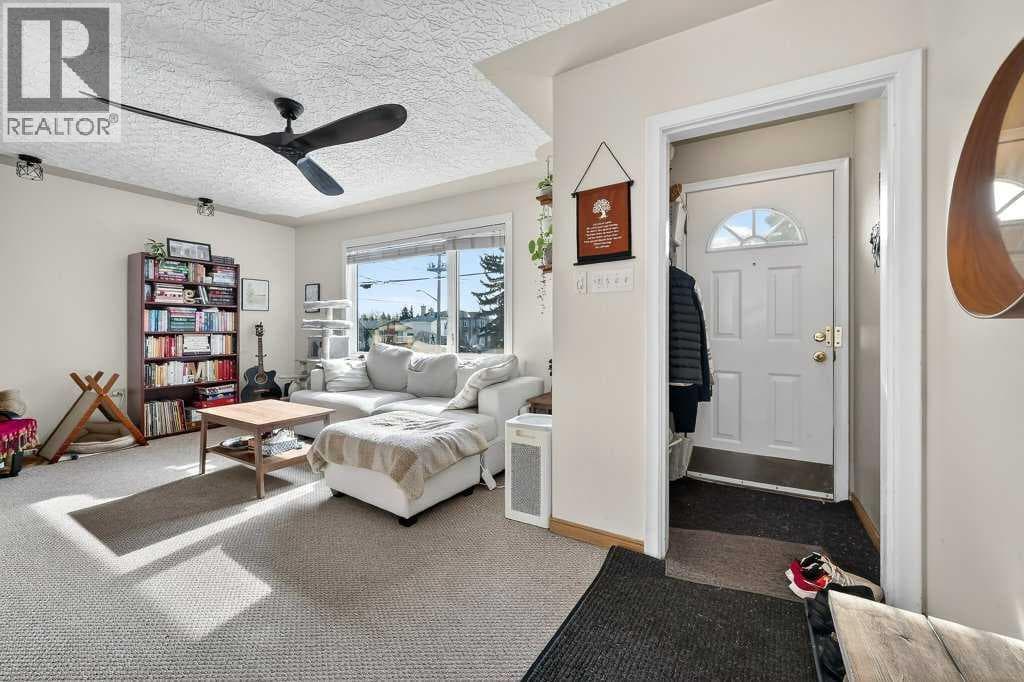 136 32 Avenue NE — photo 5
