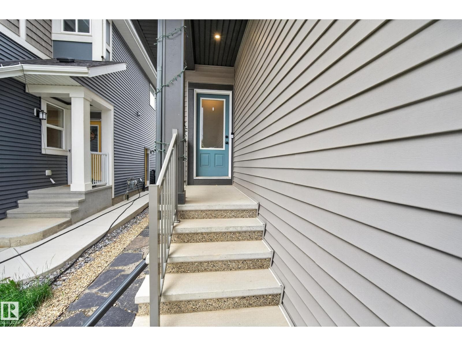 22836 94 AV NW — photo 2