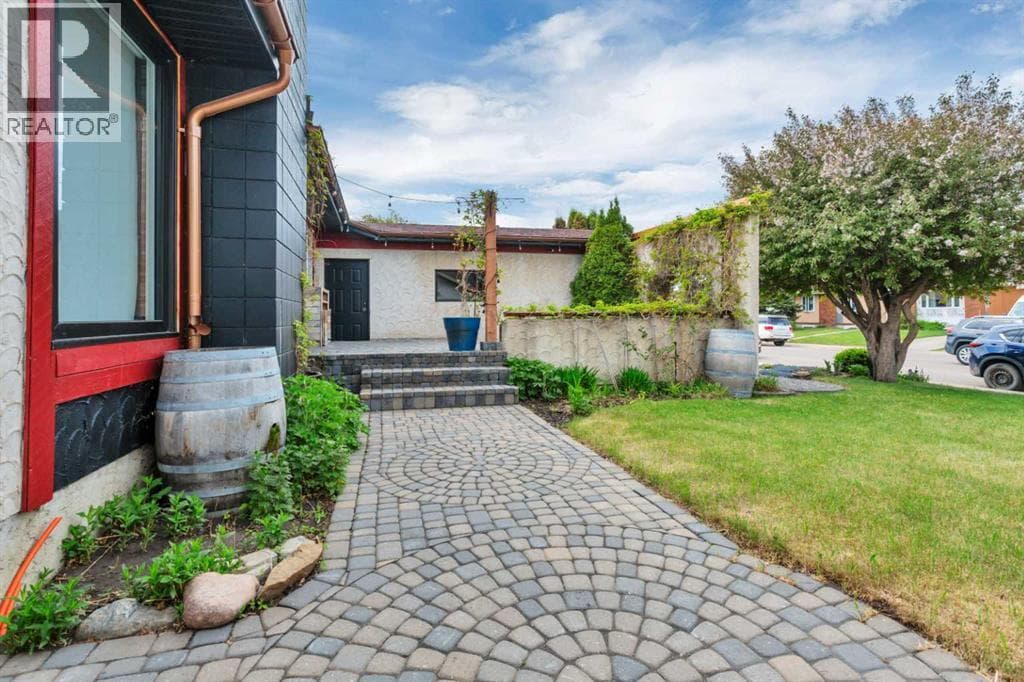 31 Macfarlane Avenue — photo 4