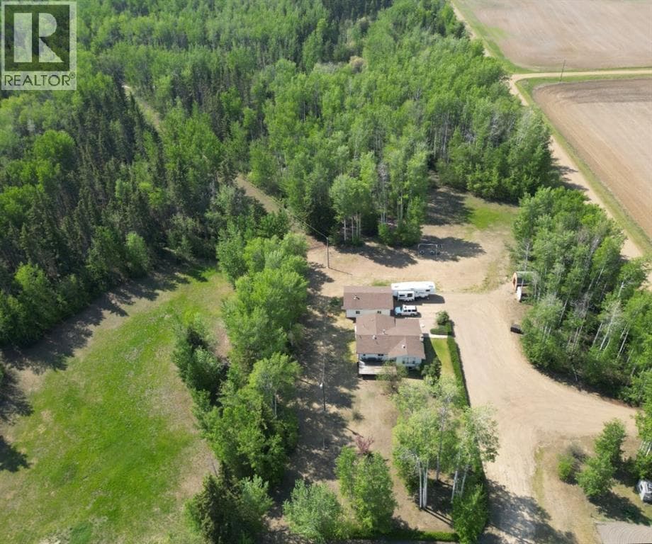 14371 TWP RD 1072 — photo 2