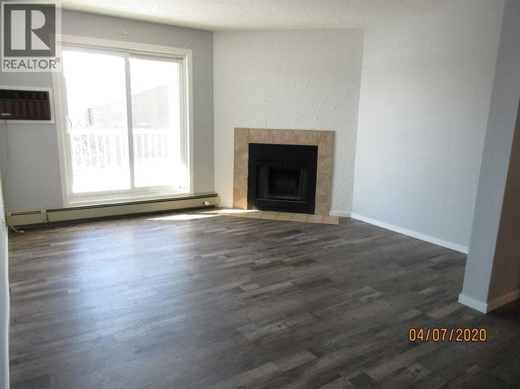 206, 3007 57A Avenue — photo 5