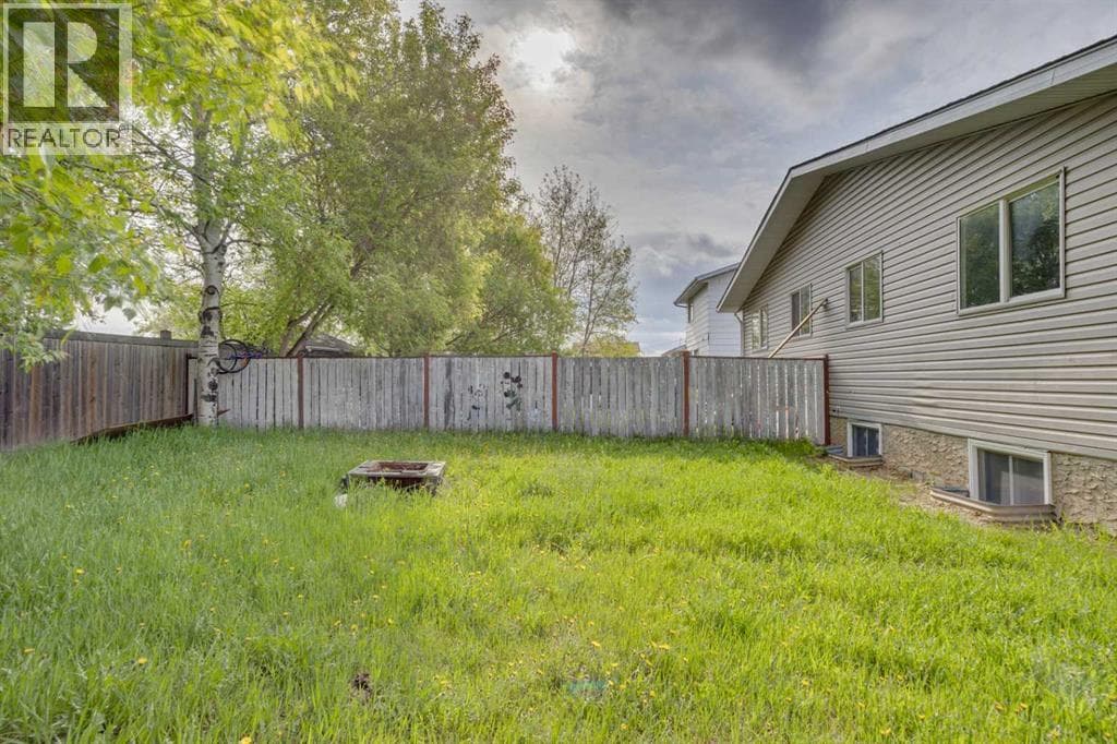 108 Caldwell Crescent — photo 4