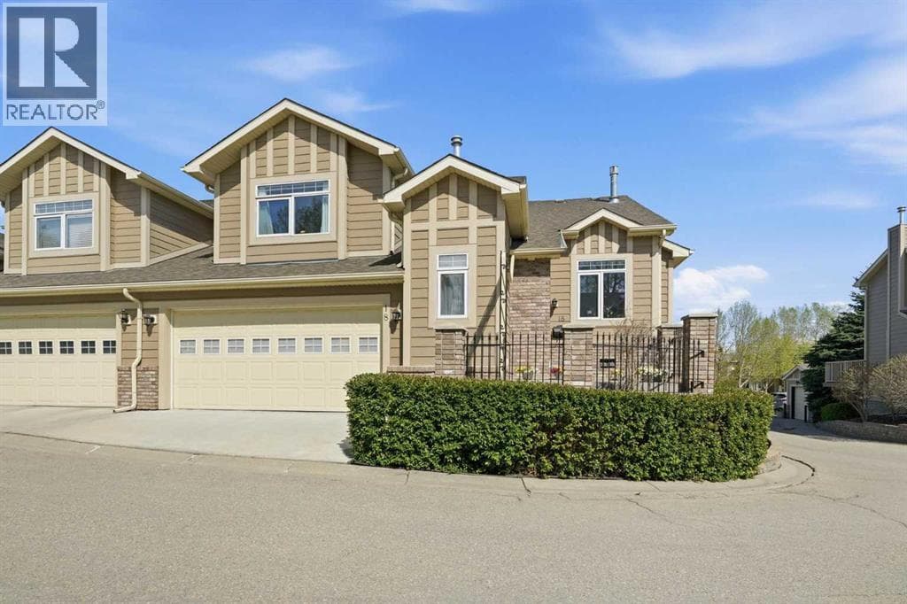 18 Varsity Estates Park NW