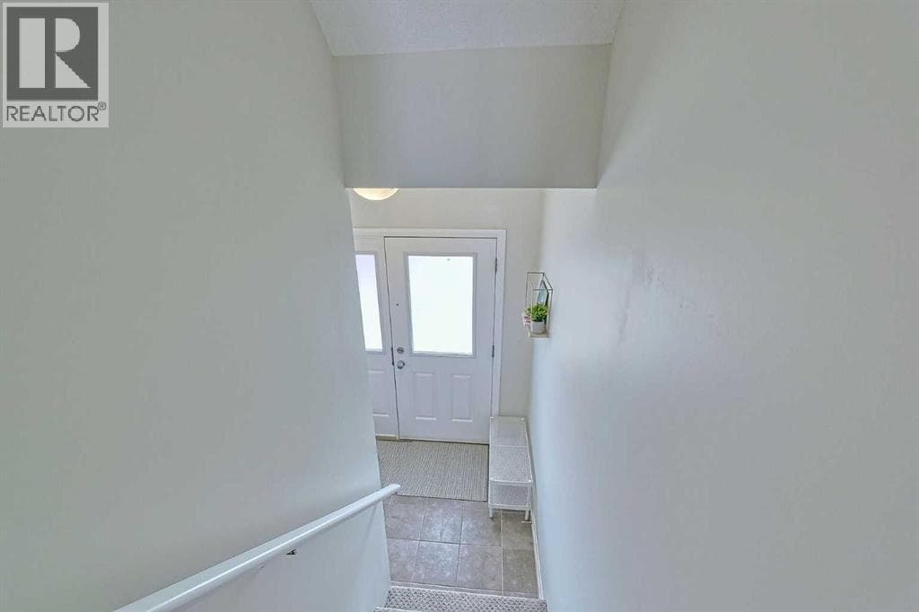 366, 130 New Brighton Way SE — photo 4