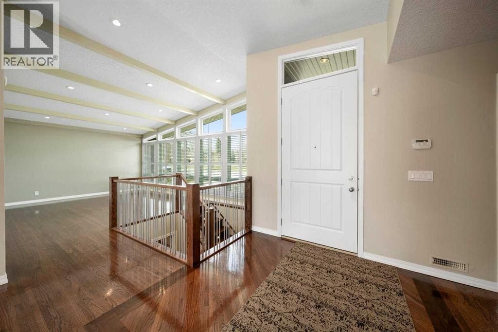 159 Malibou Road SW — photo 3