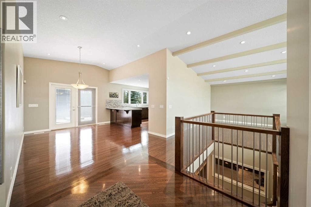159 Malibou Road SW — photo 4
