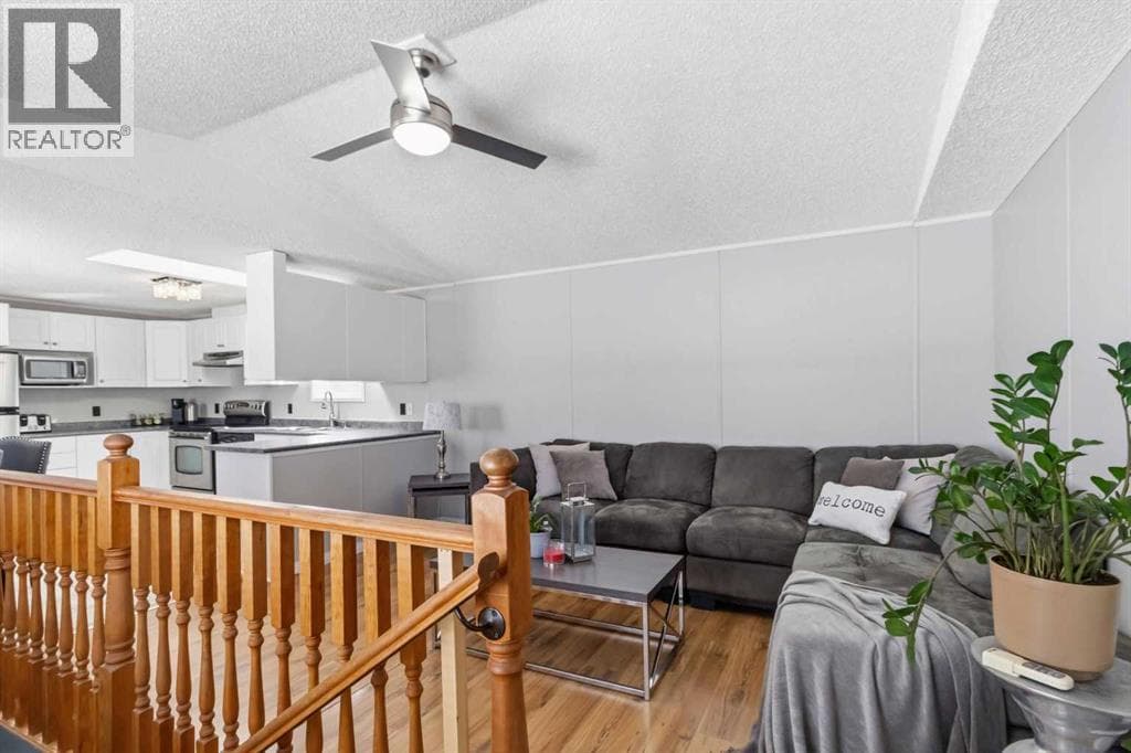 189 Caouette Crescent — photo 5