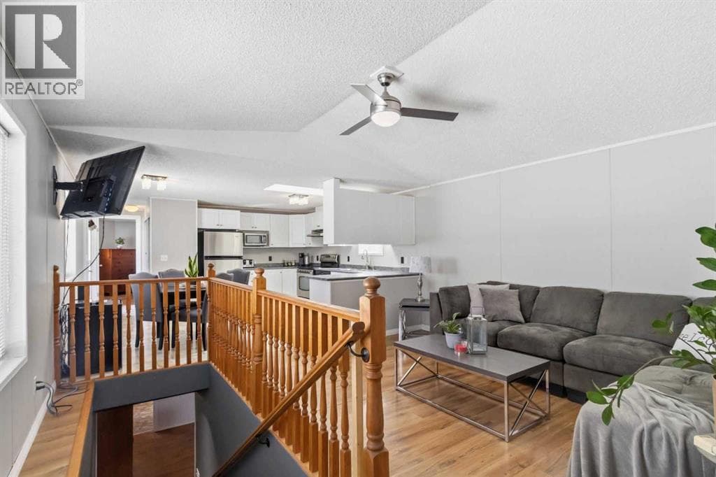 189 Caouette Crescent — photo 4