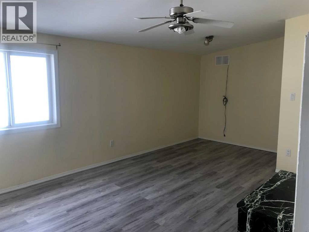 9917 106A Street — photo 3