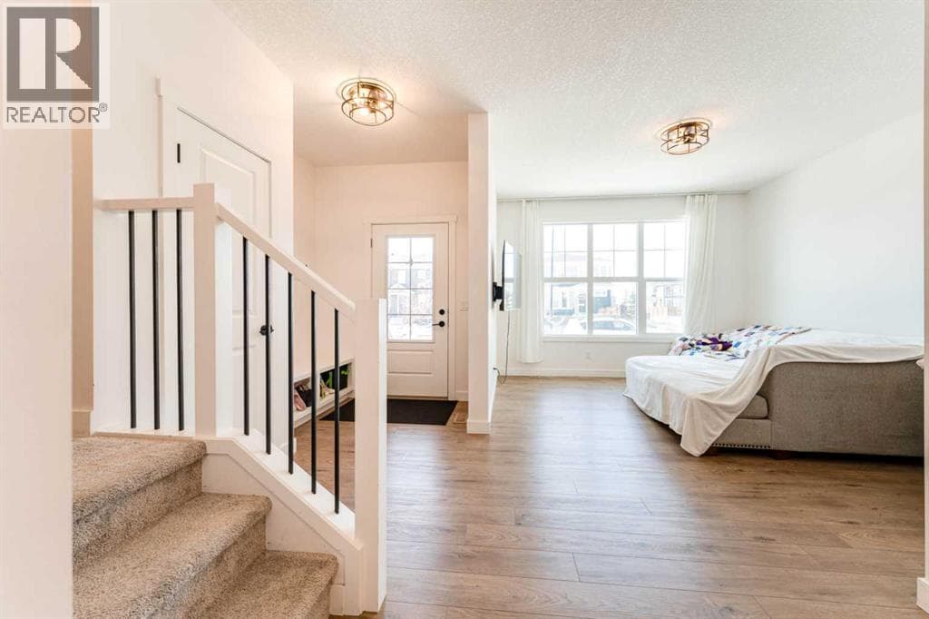 76 Lucas Boulevard NW — photo 3