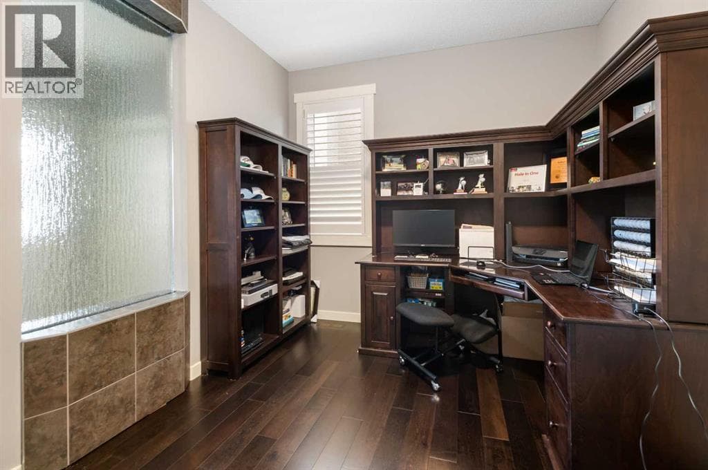 124 Evergreen Circle SW — photo 5