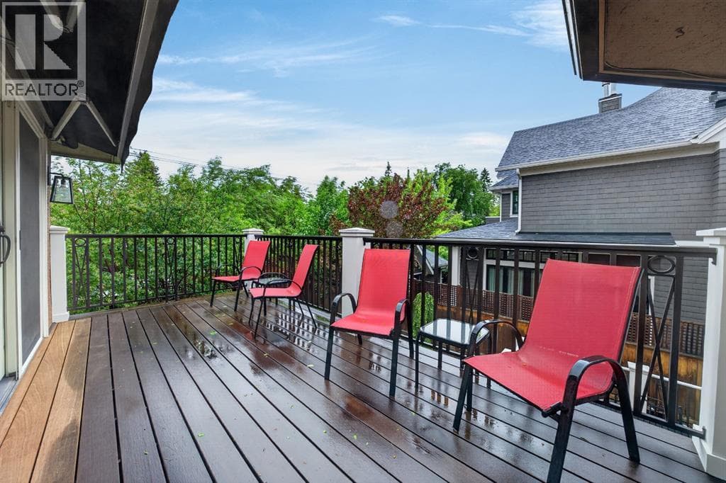 3124 Vercheres Street SW — photo 4