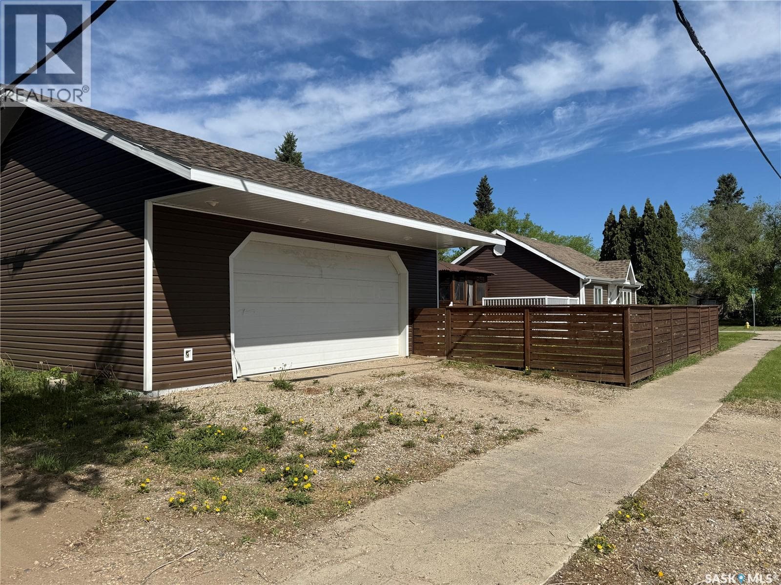 300 8th AVENUE W — photo 2
