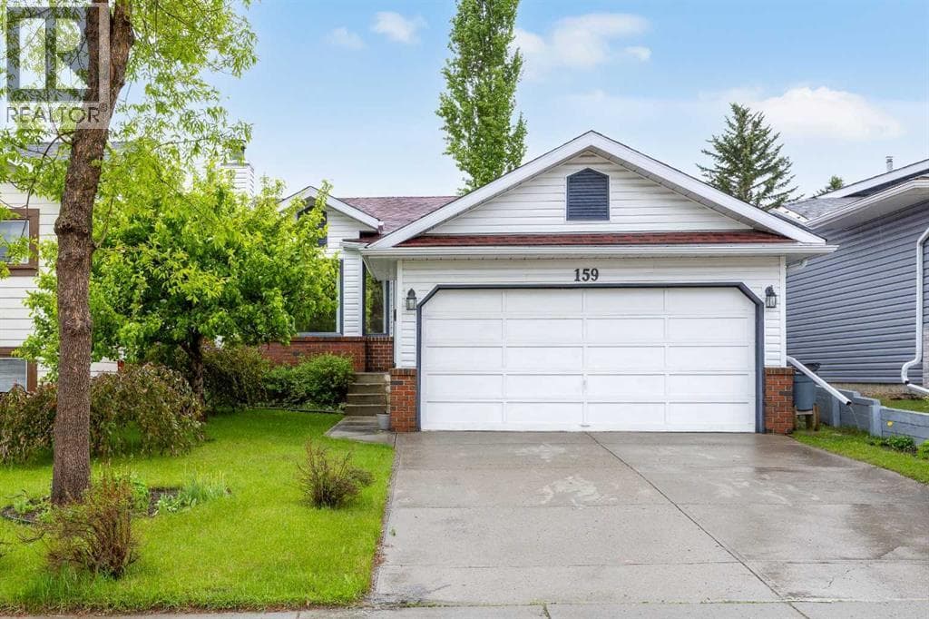 159 Shawinigan Drive SW