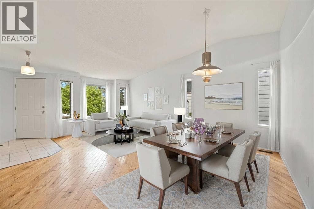159 Shawinigan Drive SW — photo 3