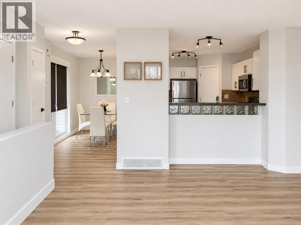 39, 103 Addington Drive — photo 3