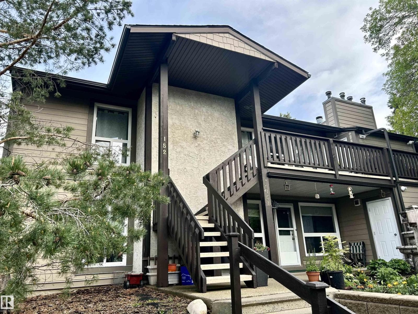 #152 70 WOODLANDS RD