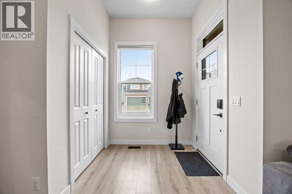 72 Seton Villas SE — photo 4
