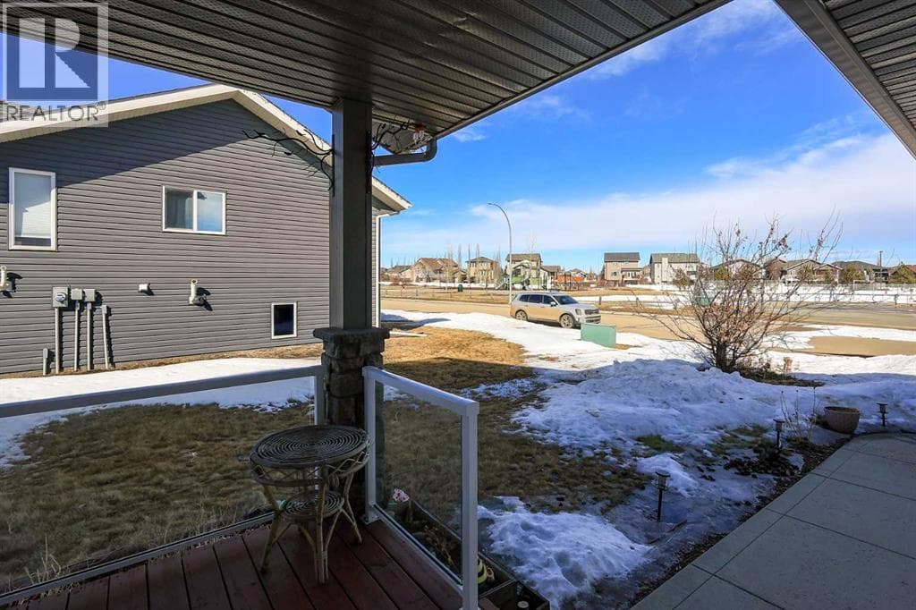98 Pine Crescent — photo 4