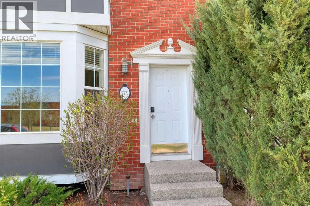 179 RAINBOW FALLS Drive — photo 3