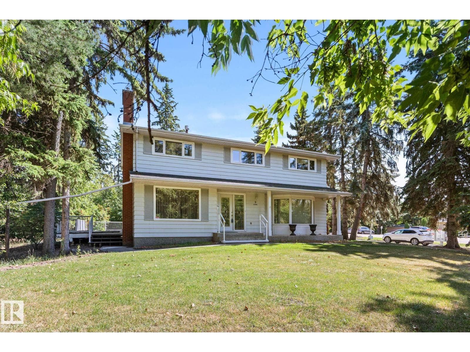9 GLENVIEW CR