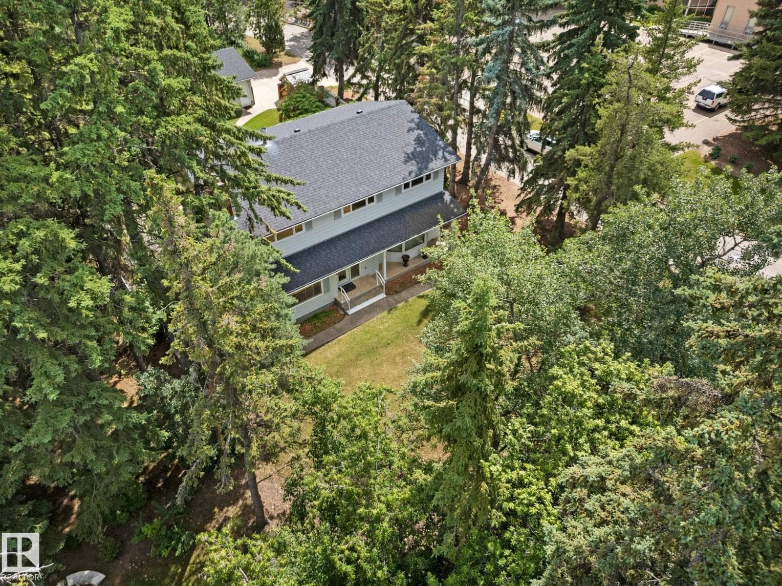 9 GLENVIEW CR — photo 3
