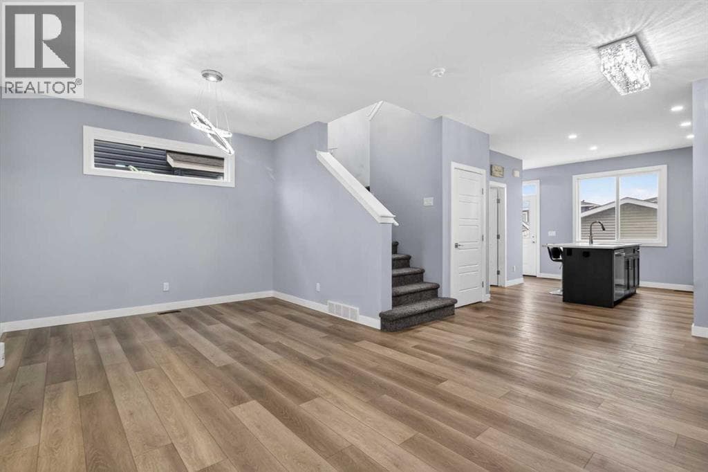 124 Chelsea Glen — photo 5