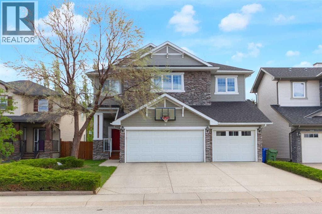 8 Elmont Court SW — photo 2