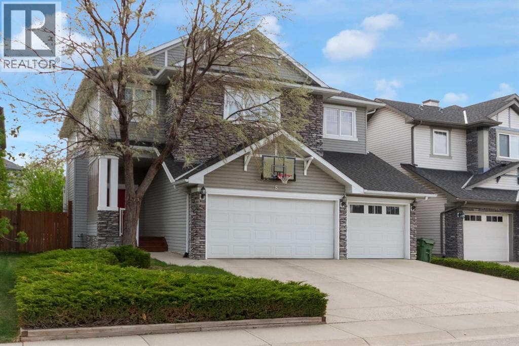 8 Elmont Court SW