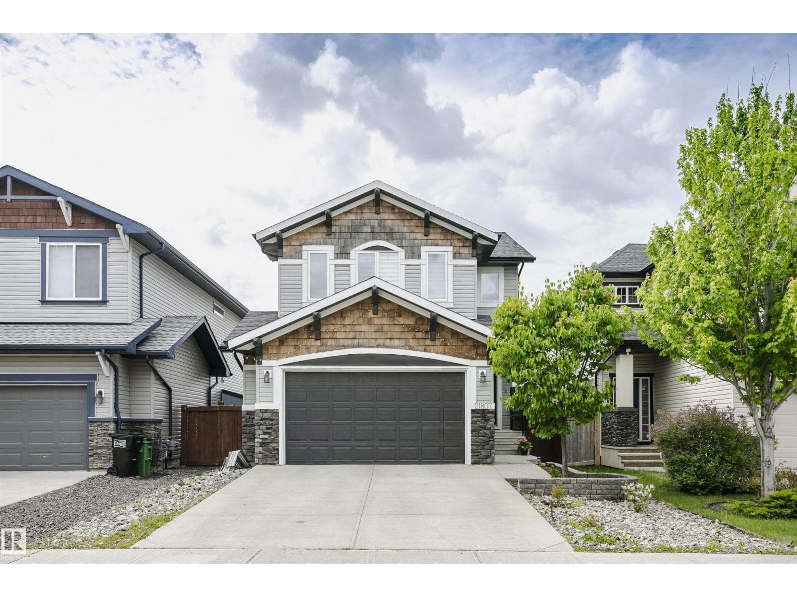 21807 97 AV NW