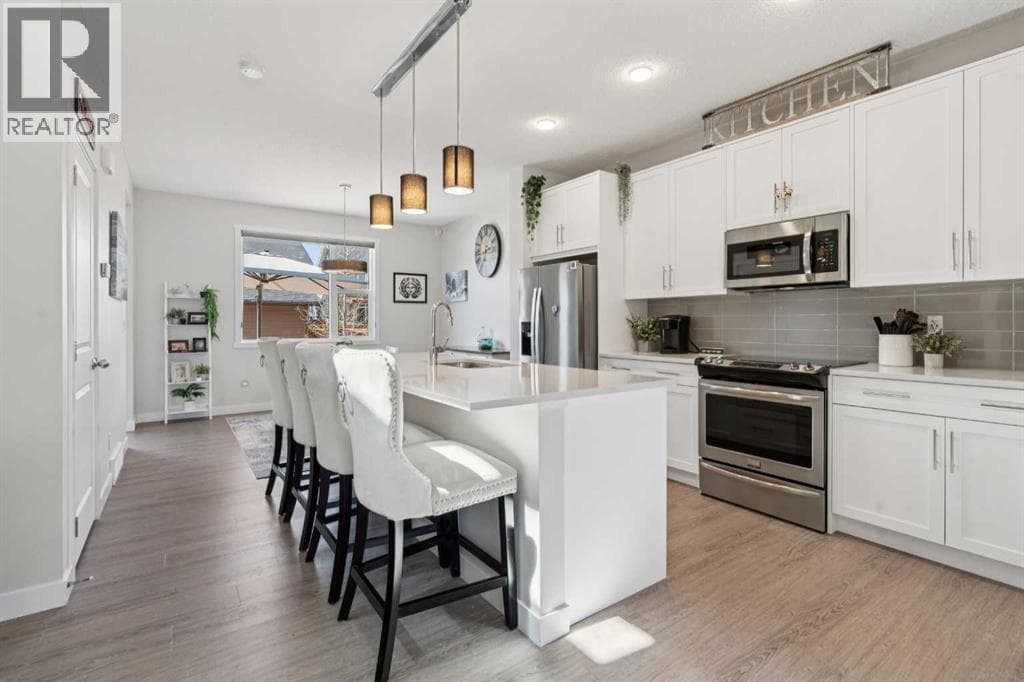 267 Sundown Road W — photo 3