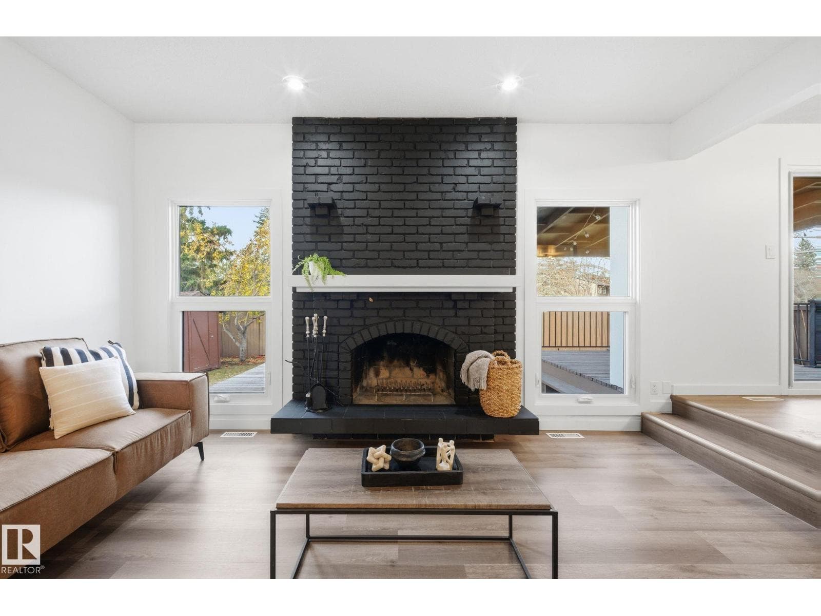2722 104A ST NW — photo 4