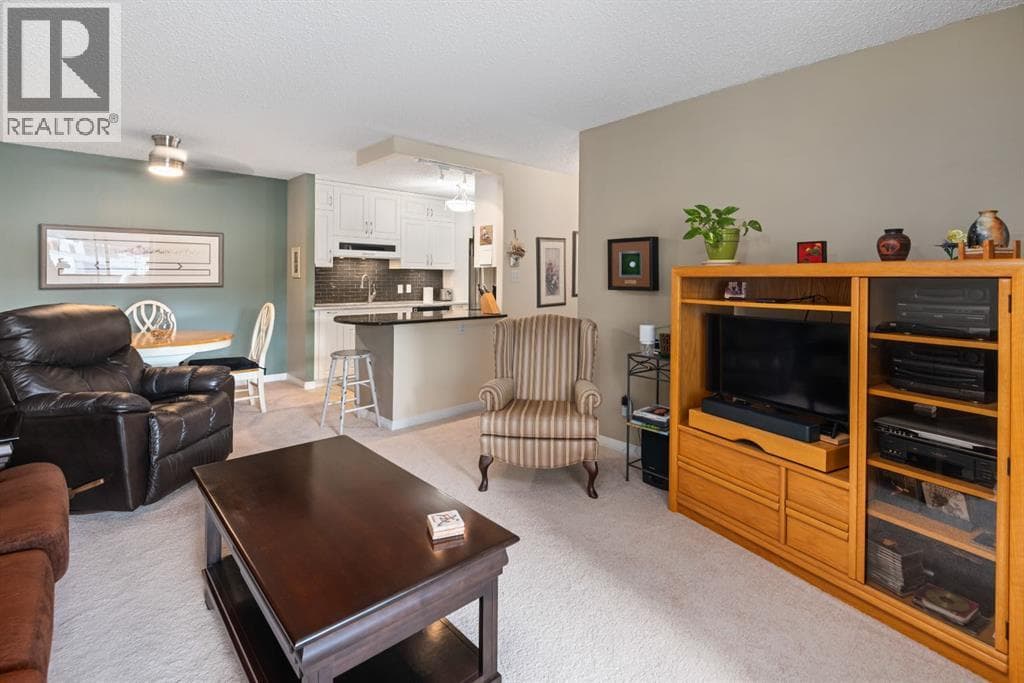 210, 111 14 Avenue SE — photo 4