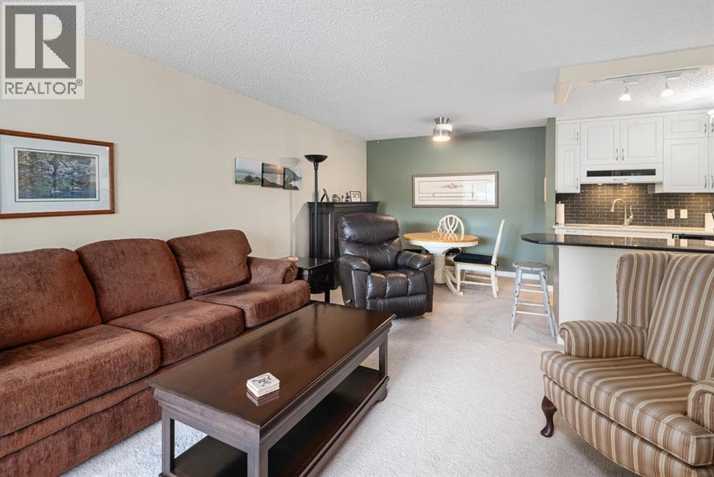 210, 111 14 Avenue SE — photo 3