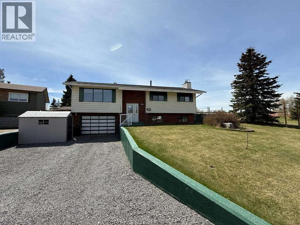 202 Maligne Drive