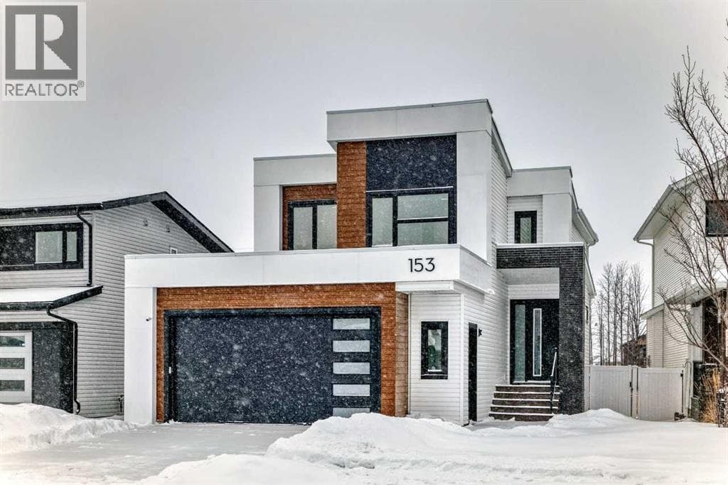153 Emerald Drive — photo 3