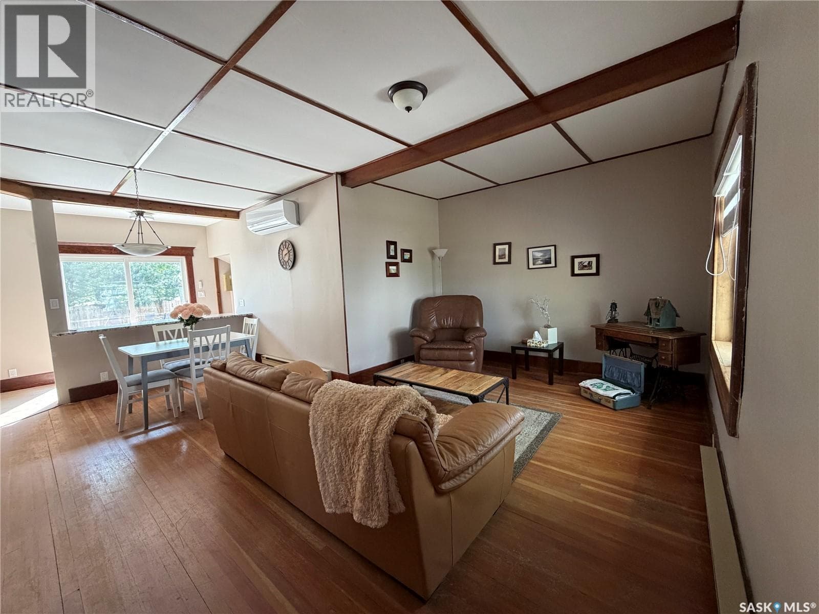 107 Mistusinne STREET — photo 2