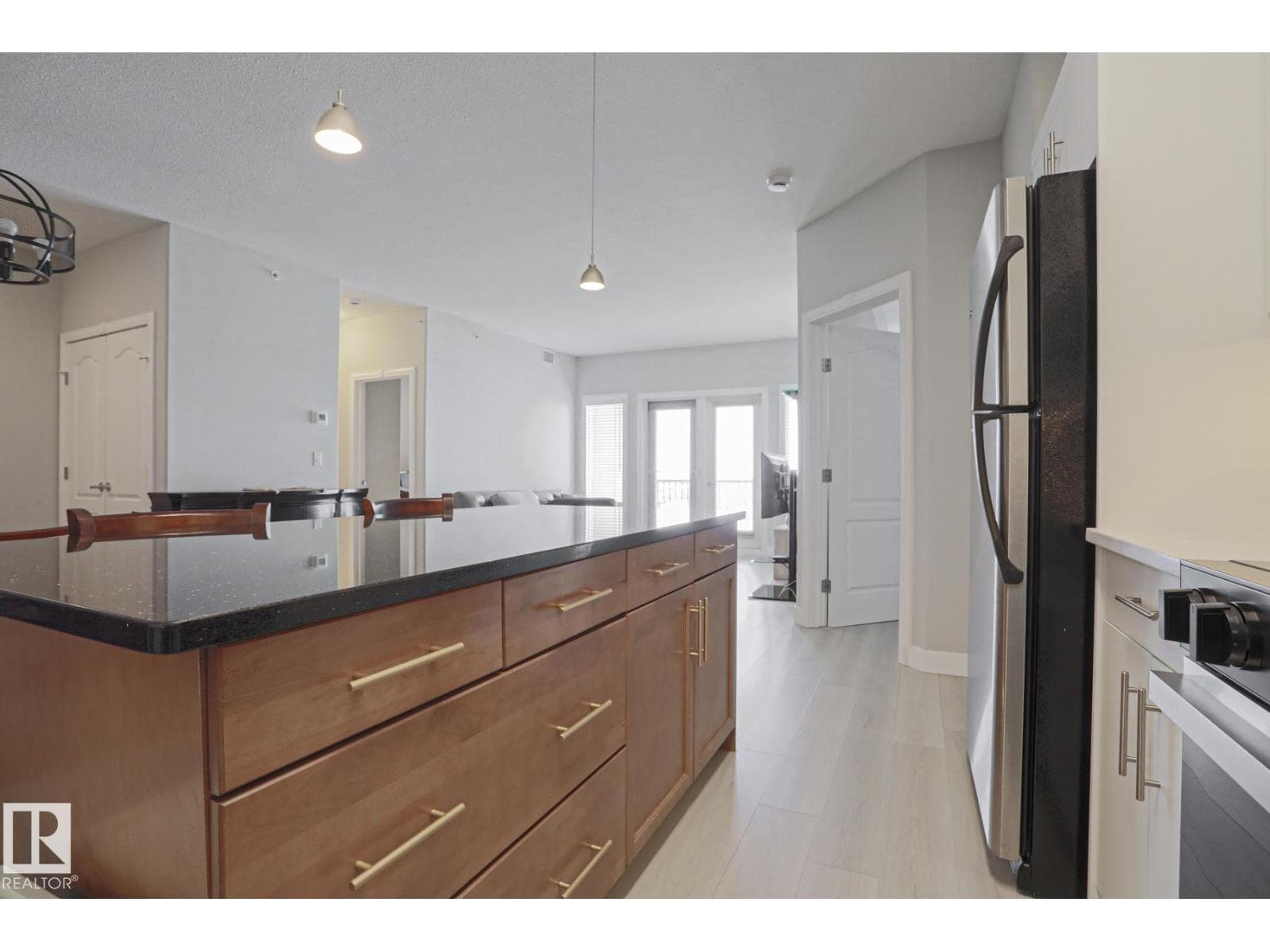 #432 1406 HODGSON WY NW — photo 4