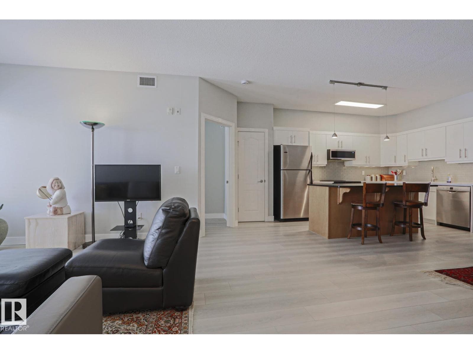#432 1406 HODGSON WY NW — photo 5