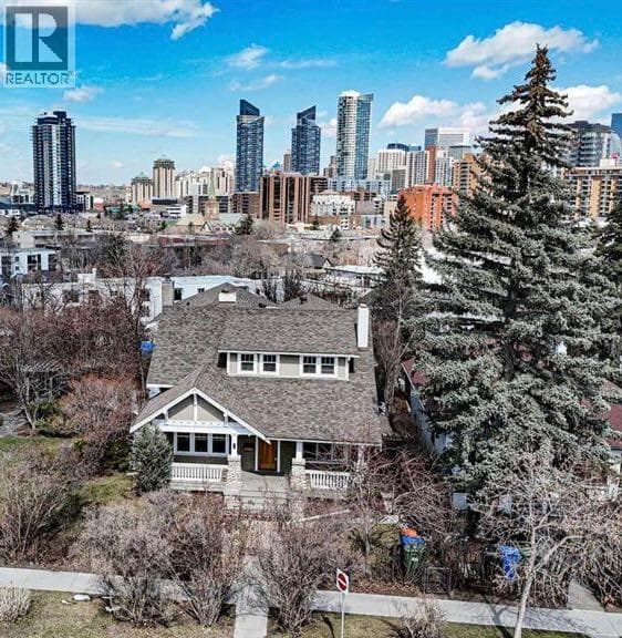 110 Scarboro Avenue SW — photo 2