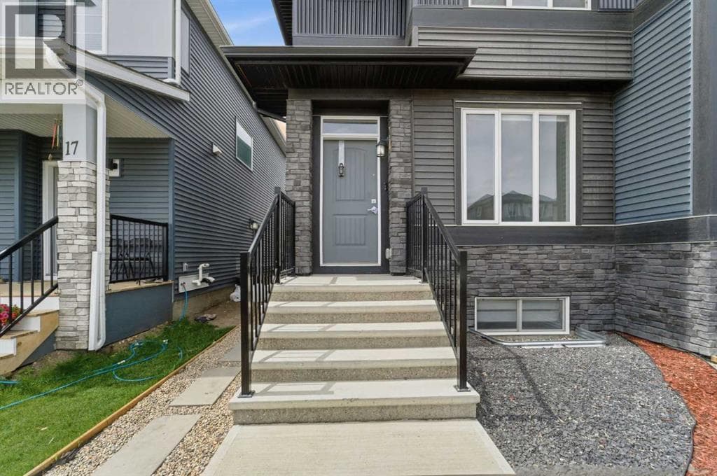 21 Corner Glen Row NE — photo 3