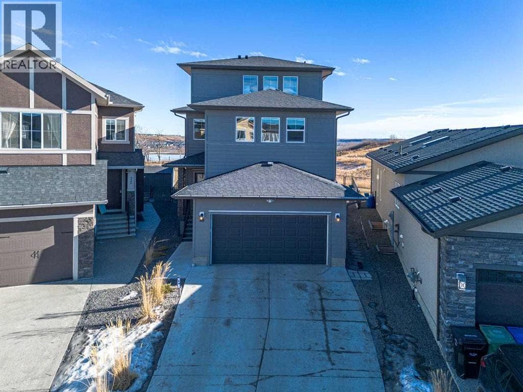 68 Walcrest View SE — photo 2