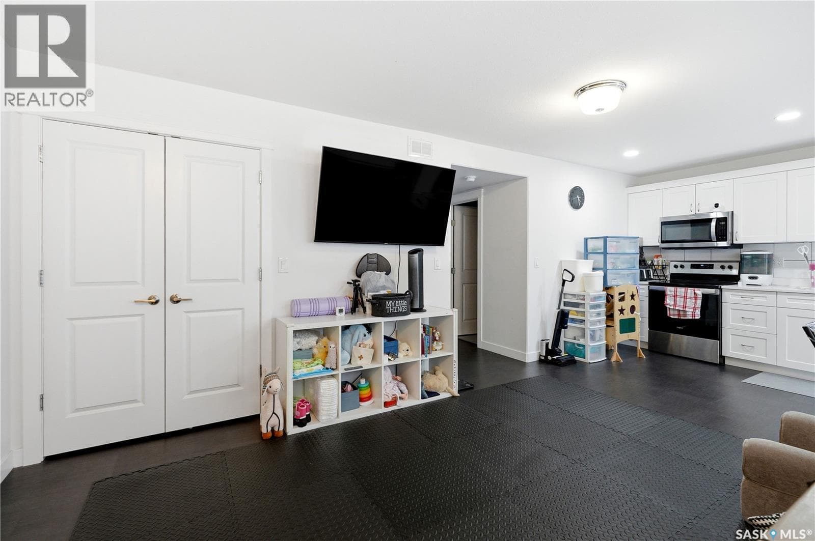 5 401 L AVENUE S — photo 3