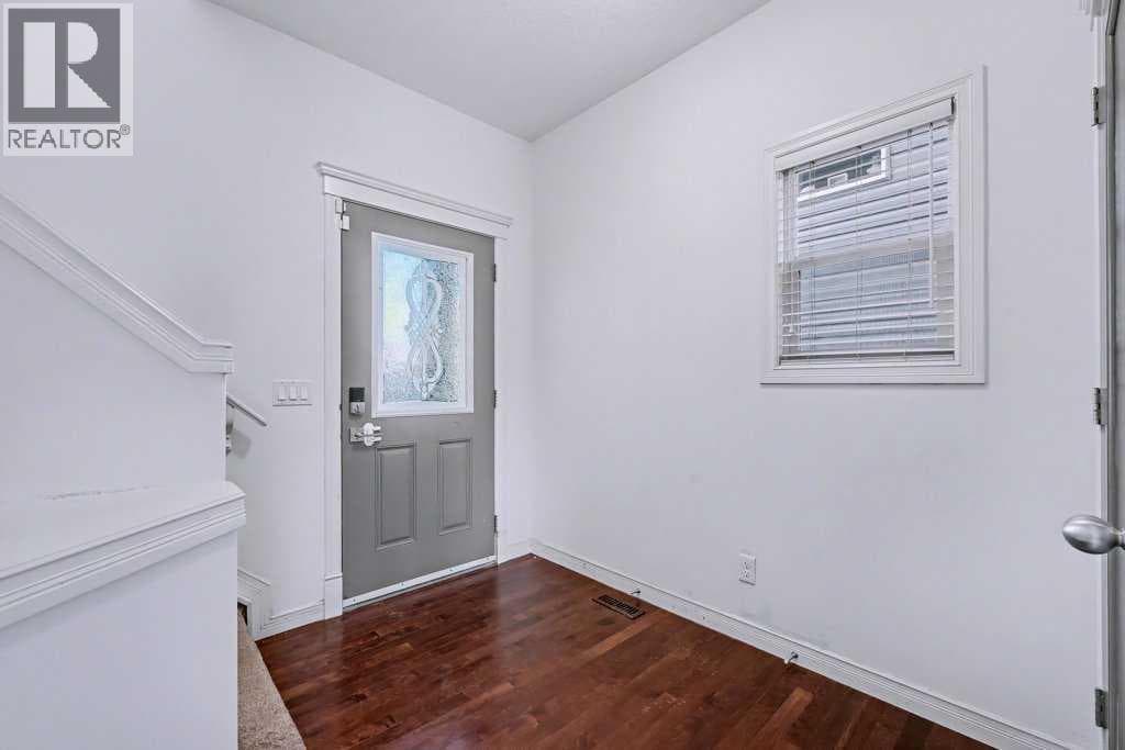 187 Sage Hill Green NW — photo 2