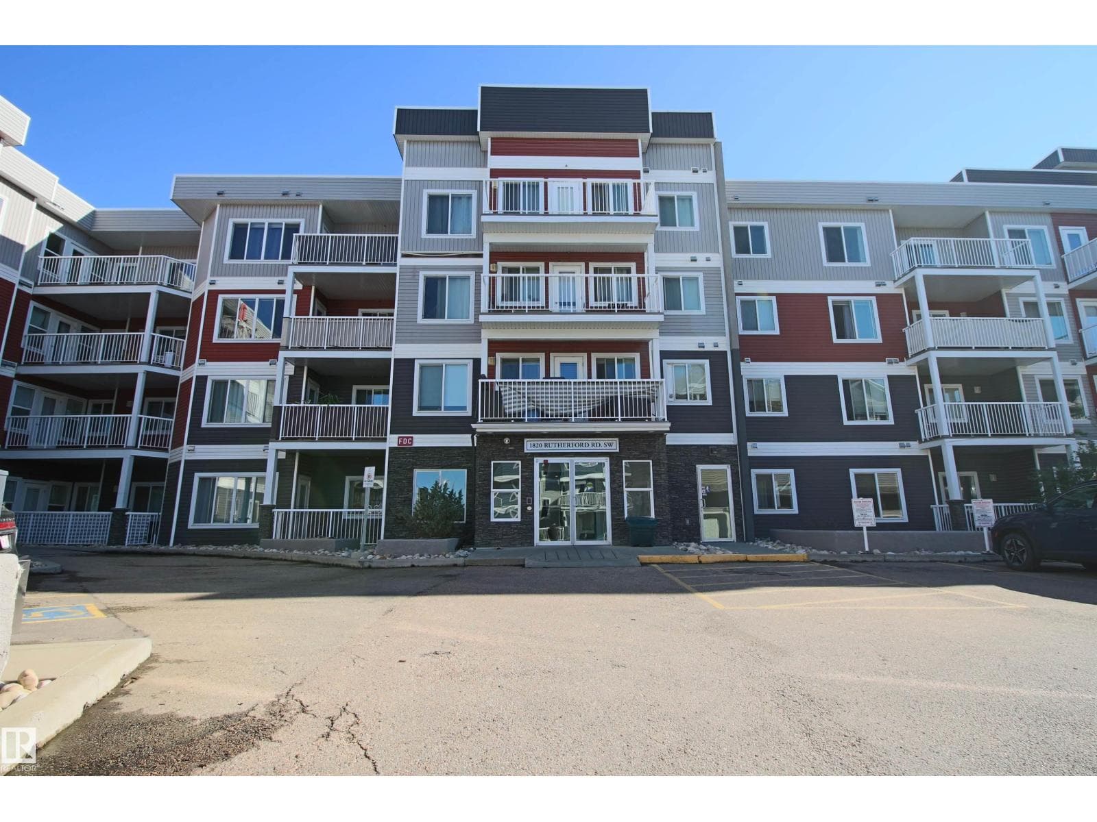 #419 1820 RUTHERFORD RD SW — photo 2