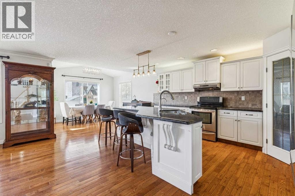 450 Wentworth Place SW — photo 3