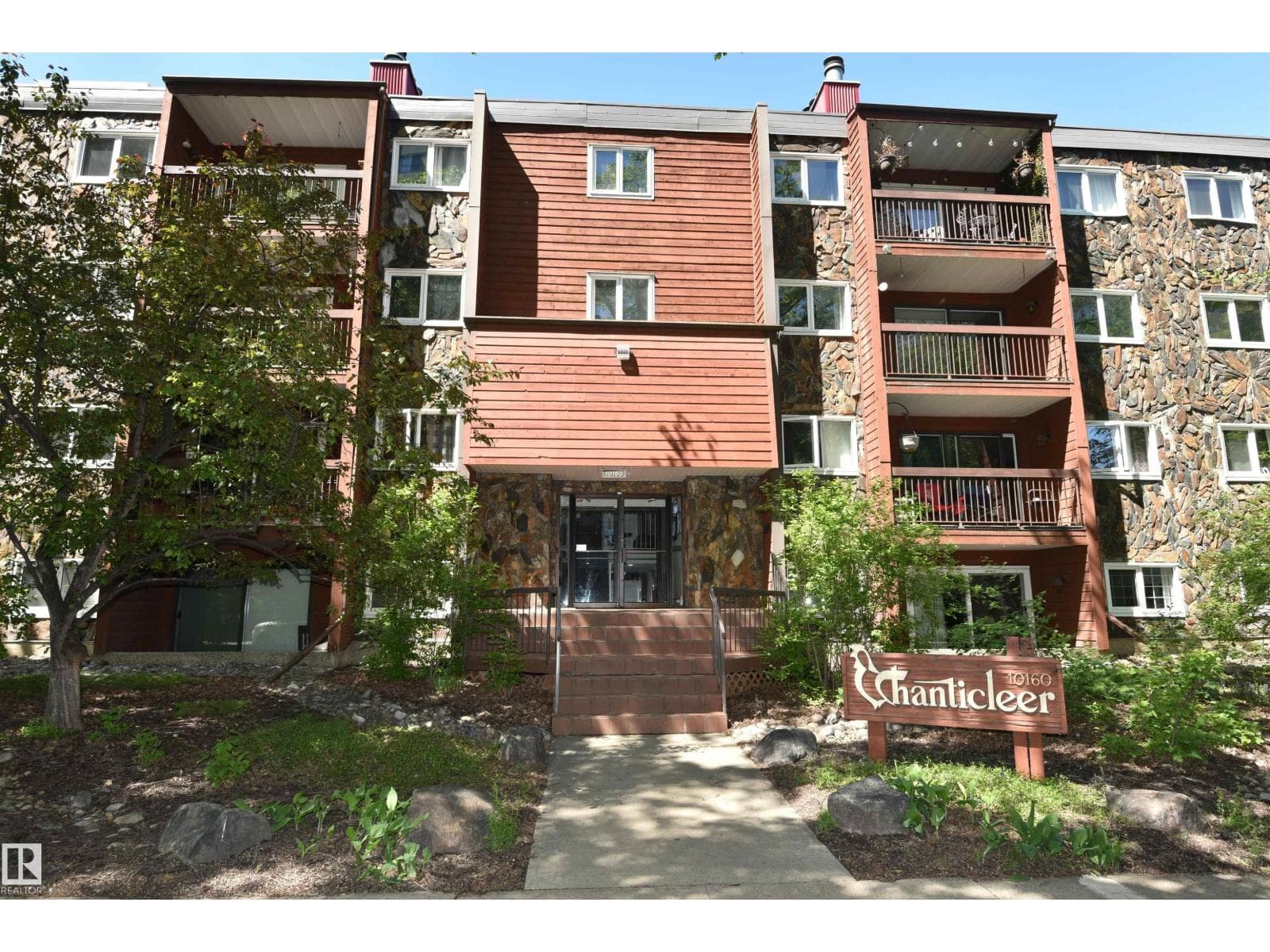#21 10160 119 ST NW NW