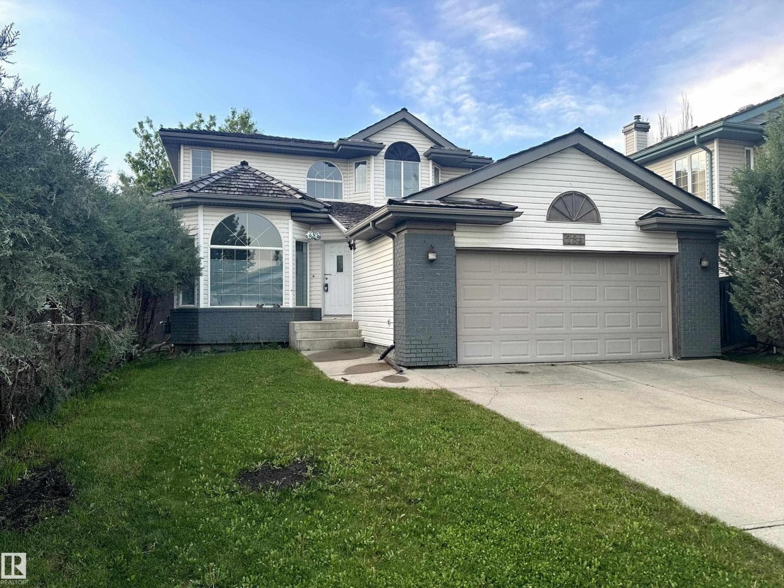 784 BLACKBURN PL SW